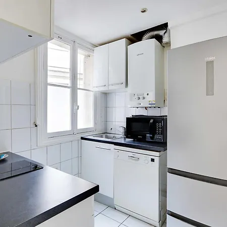 Διαμέρισμα Peaceful 2br-4p - Arc De Triomphe
