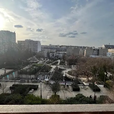 A Montmartre Sacre Coeur アパート パリ