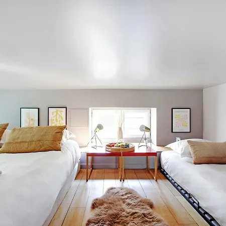 Magnificent - 2br- 7p - Jardin Herold *