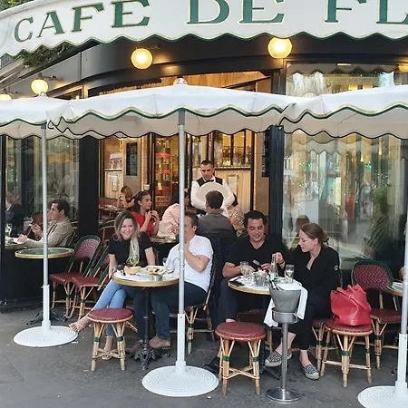 Gorgeous Place ,Center Paris,Close To Louvre Meusm And Eiffel Tour ,Front Metro Appartement