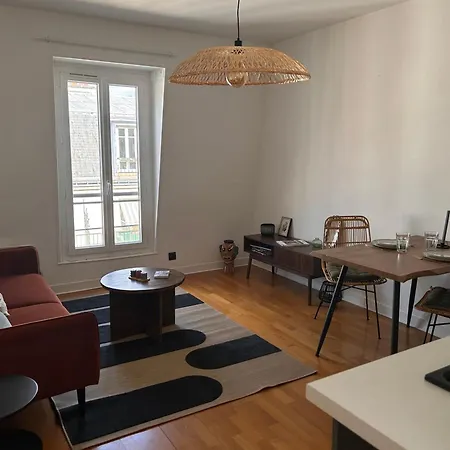 Renovated Flat Near Tour Eiffel * Paris
