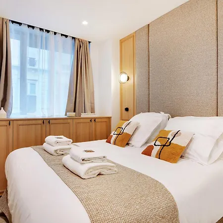 شقة Authentic - 3br-6p - Moulin Rouge باريس
