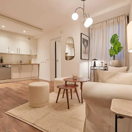 Classy 2bd-4p - Eiffel Tower Apartment *