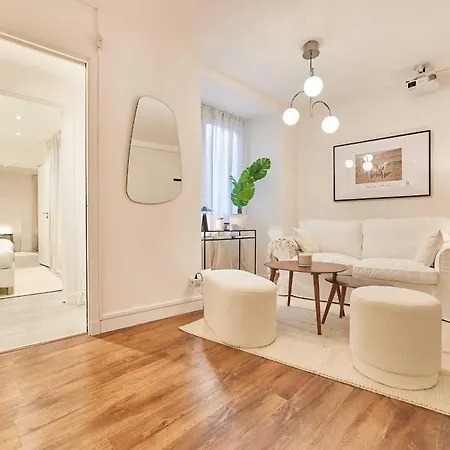 Apartment Classy 2bd-4p - Eiffel Tower *