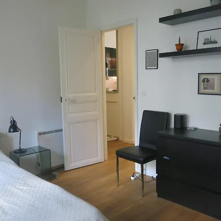 Apartment Roommate Share Colocation 1 Bedroom In Two Bedroom Luxe Marais Bretagne Citycosy