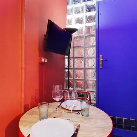 Colourful For 2 - Heart Of Le Marais