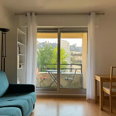 Avec Terrasse Au Coeur De - 11eme *