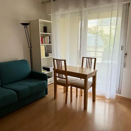 Avec Terrasse Au Coeur De - 11eme *