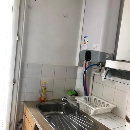 Cosy In Apartment Paris