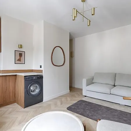 Апартаменты Barbes Buttes Chaumont Cosy Studio 2p Париж