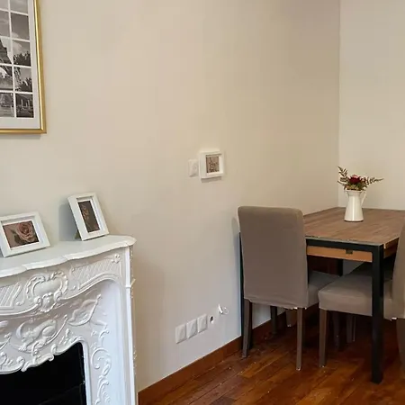Haussmann A 15 Apartment