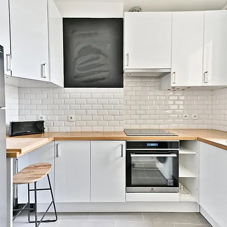 Sejour Dans Le Quartier Batignole 17eme Apartment