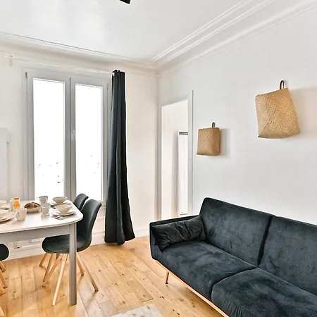 Sejour Dans Le Quartier Batignole 17eme Apartment Paris