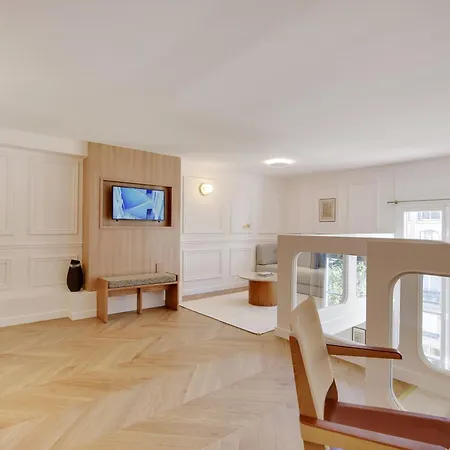 Апартаменты Oniri - Serviced Rue Furstenberg - Saint Germain