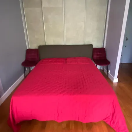 Apartment One In Montmartre Paris