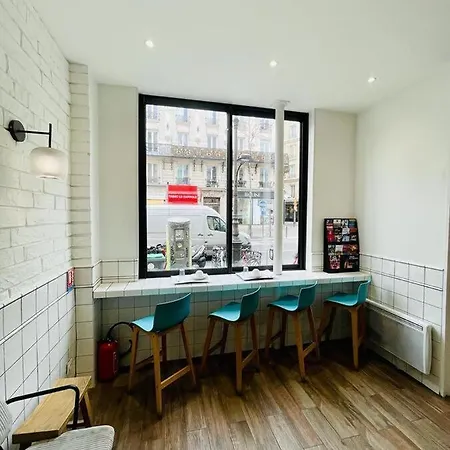 Hipotel Gambetta Republique 2* פריז