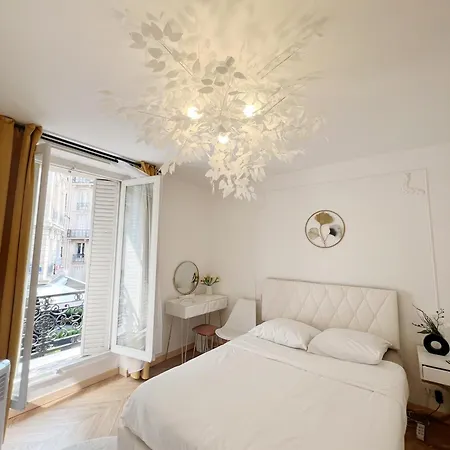Apartamento De Luxe Juste A Cote Des Champs-elysees