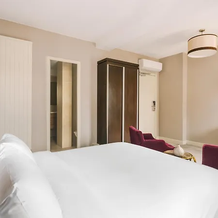 Le Frochot Hotel Pigalle, Sonder By Marriott Bonvoy Hotel