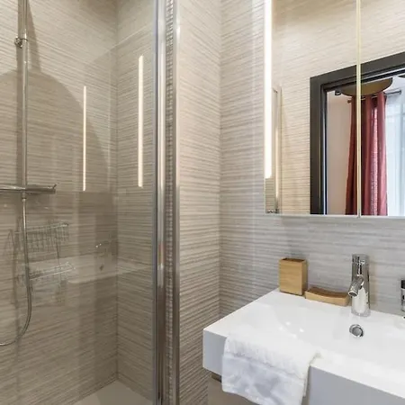 Apartment Republique Bastille Chic & Design 6p 2br