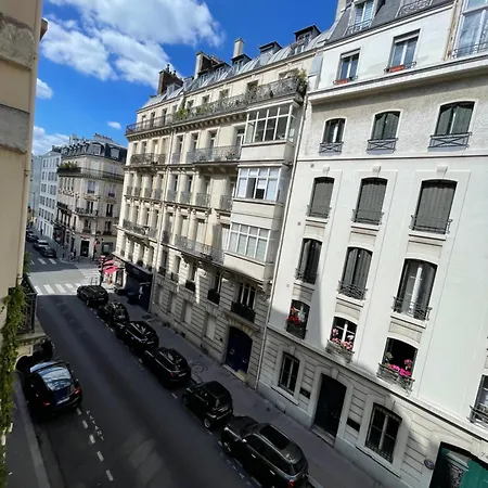 Apparemment Au Coeur De *