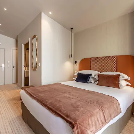 Fl By Sweett 4* Paris