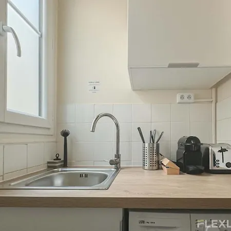 Flexliving - - Mesnil Holiday home