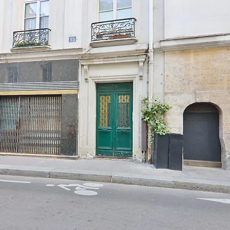 Quartier Place Des Vosges Appartamento
