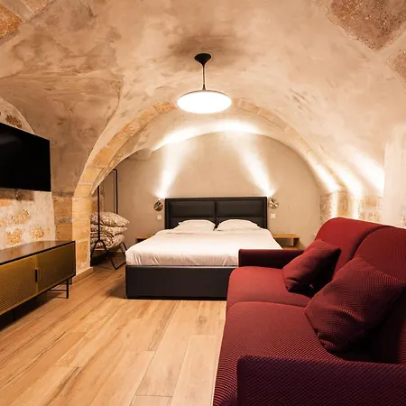 Loft 1 Bedroom Marais, Notre Dame Ac By Lcc Agency Apartment *
