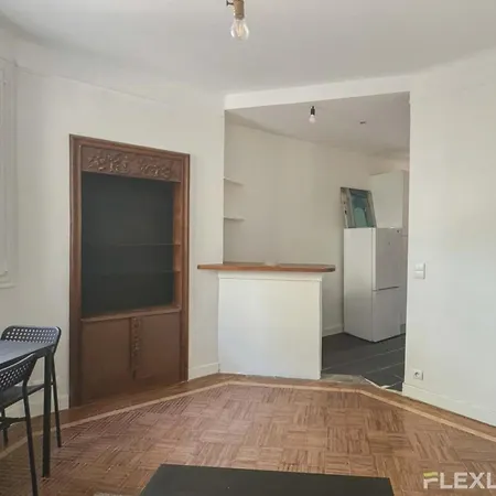 Flexliving - Whole Flat - Verdun Апартаменты *