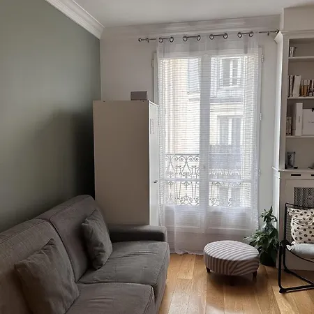 Appartement Beautiful T2 With Balcony - Near Parc Clichy Parijs