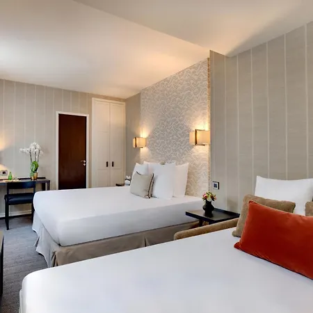 Le Senat 4*