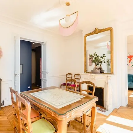Apartment Luxury 1 Bedroom 700ft2 Montorgueil/leshalles Paris