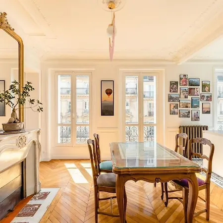 Apartment Luxury 1 Bedroom 700ft2 Montorgueil/leshalles *