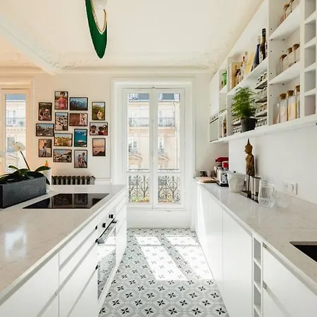 Apartment Luxury 1 Bedroom 700ft2 Montorgueil/leshalles Paris