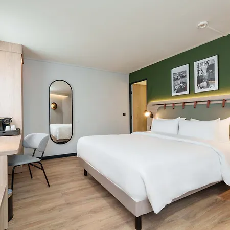 Campanile 19 - La Hotel Paris