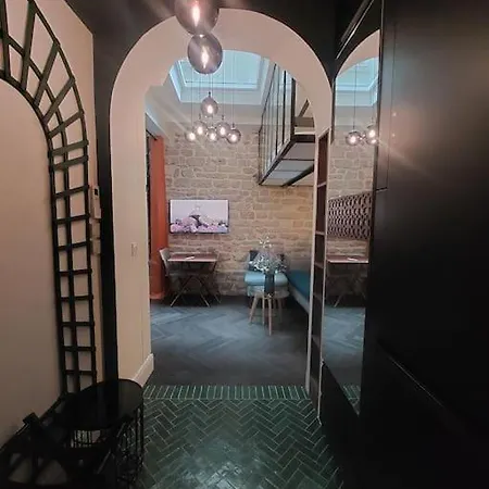 Le Petit Atelier Des Lumieres, Veranda Agreable *