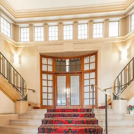Апартаменты Creative Artist's Retreat In