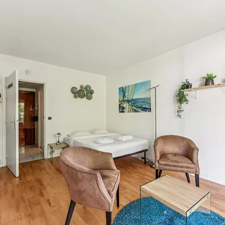 Chic Champs-elysees Appartement