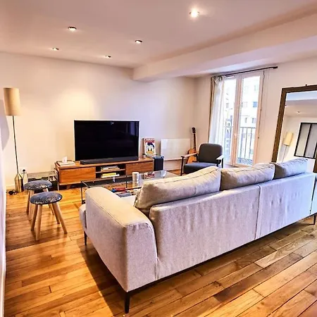 Апартаменты Magnifique Appartement, Vue Grand Rex Париж