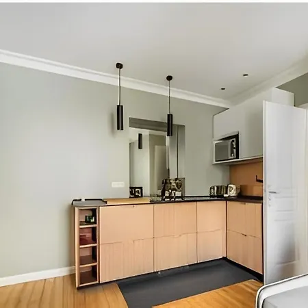 Апартаменты Very Cosy Flat Center Of Montmartre