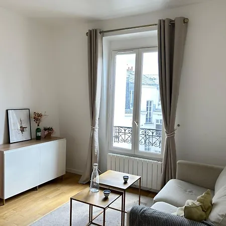 Spacious Near Eiffel Grenelle F2 公寓