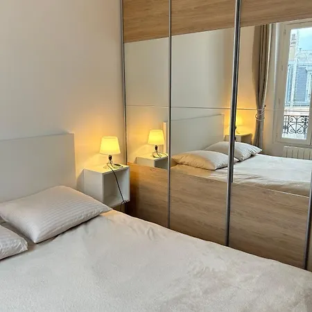 Spacious Near Eiffel Grenelle F2 巴黎