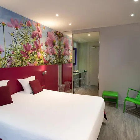 Jardins De Montmartre Hotel