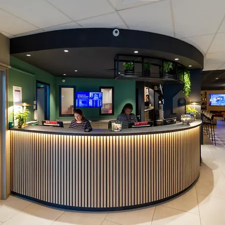 Hotel Campanile 19 - La 3*