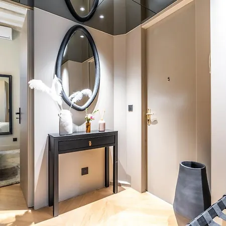 アパート Luxury Apartement, Center Of パリ