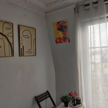 Superbe Studio Vue Tour Eiffel 15 * Paris