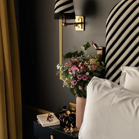Snob Hotel 4*