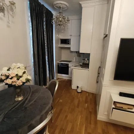 Cosy Flat 8e Champs-elysees Apartment Paris