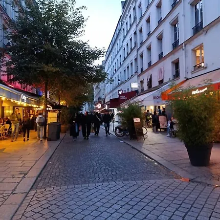 Flat 31m2 Near Pompidou Center, Marais, Les Halles, Mobility Lease Only Apartment