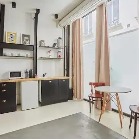 Apartment Elegant Pres De Republique Et Marais - 2p - Flat-guest Paris